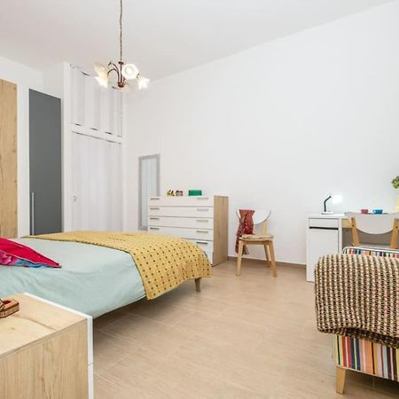 Liberty House, In Stile Retro! Appartement Milaan Buitenkant foto