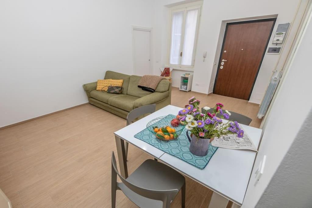 Liberty House, In Stile Retro! Appartement Milaan Buitenkant foto